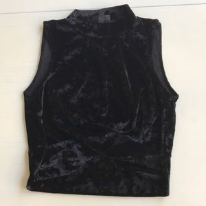Sz 2 Topshop twisted front velvet cropped top